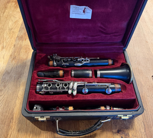Buffet e13 clarinet - bb, used