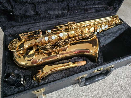 Alto saxophone excellent - saxophone,,
